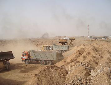 Removing rubble and wastes in Tabuk